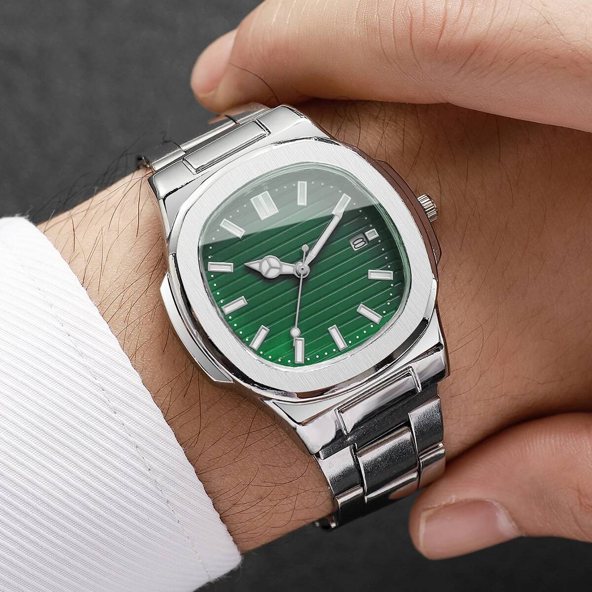 Relógio de pulso masculino de  - Patek Philippe Watch Nautilus avaliação e preço